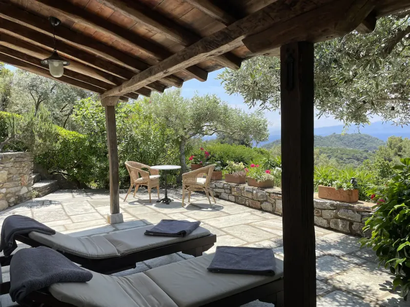 Peace, privacy, sea views and sunsets: Lephteris House with pool at Koukounaries - Image 1