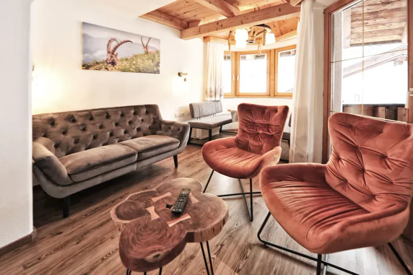 STEINBOCK by Summit Residence - Image 1