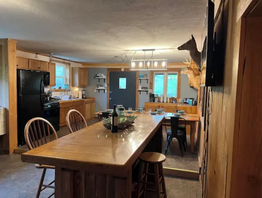 Edgewood Lodge Mountain Retreat - Image 1