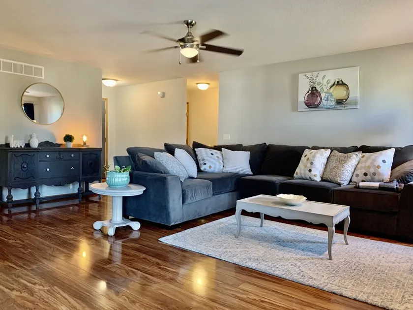 Convenient Ranch home with 4 bedrooms - Image 1