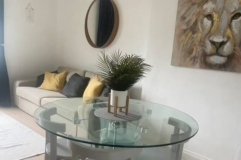 Cosy 1 Bed Flat in Central London with View of Shard - Image 1