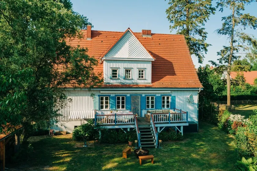 Pommernhaus Forsthaus Rieth on the lake, sauna, fireplace, rowing boat - large fenced-in area - Image 1
