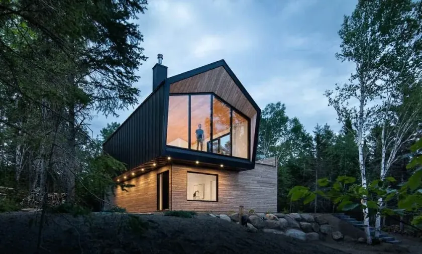 Luxurious Chalet with Pool, Sauna, Spa & Amazing View - Image 1