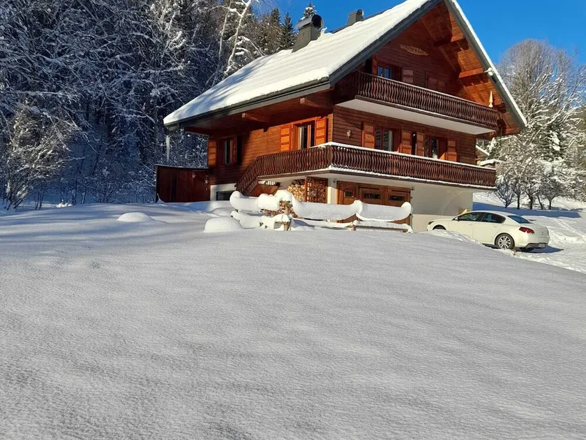Chalet calme à Abondance, 4 chambres, cheminée - Image 1