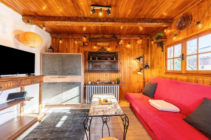Apartment 'Grand Balcon' with Mountain View and Balcony - Image 1