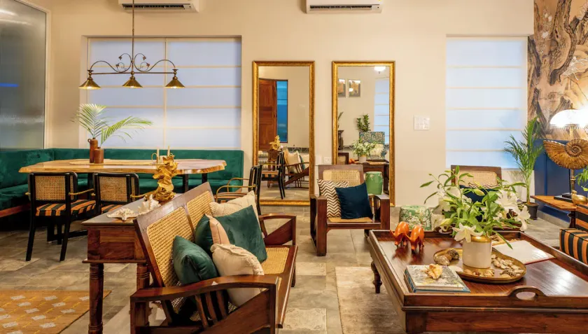 ELIVAAS Signature 5 BHK with Pvt Pool, Entertainment Room & Glass House - Bludoor - Image 1