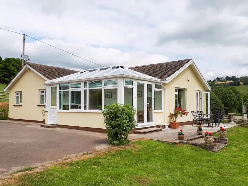 3 bedroom accommodation in Llangenny, near Crickhowell - Image 1