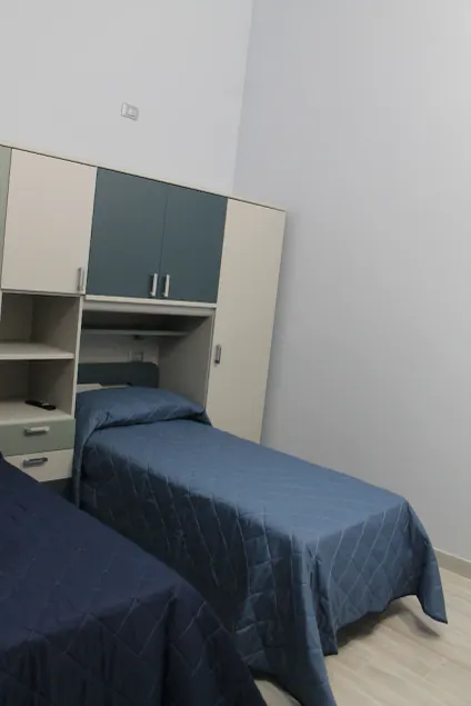 Situata in zona centro, ristrutturata nel 2021 in stile contemporaneo - Image 1