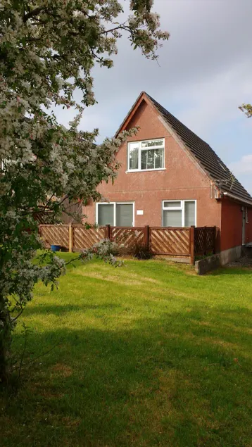 Holiday Lodge in Calington with Hot Tub Sleeps 8 - Image 1