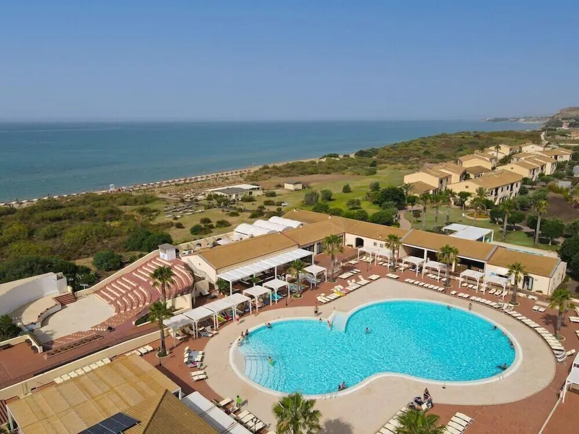 Zeta Club Sikania Eco Resort - Image 1