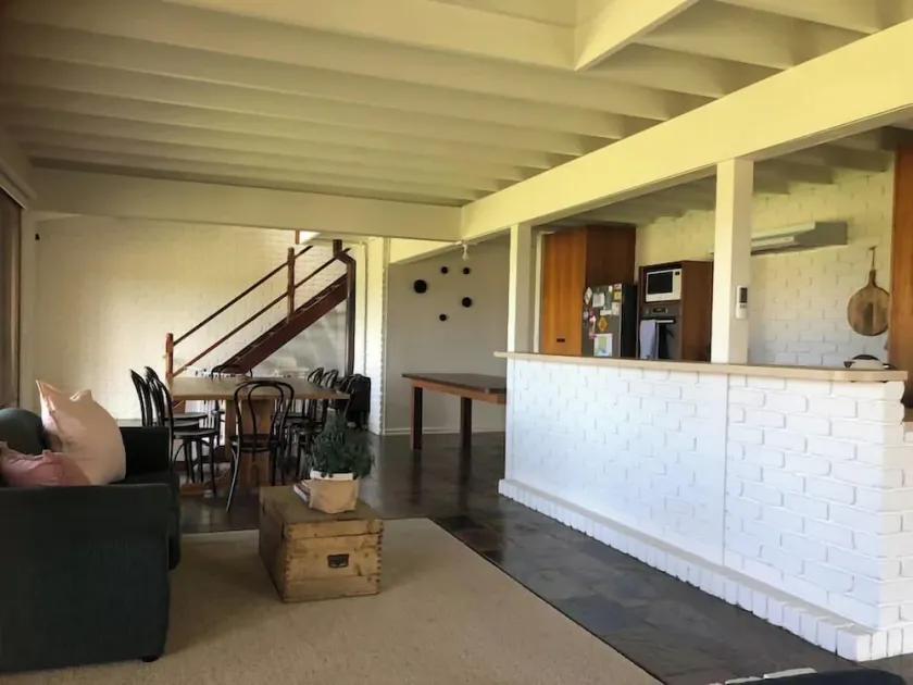 Peterborough Beach House - Image 1