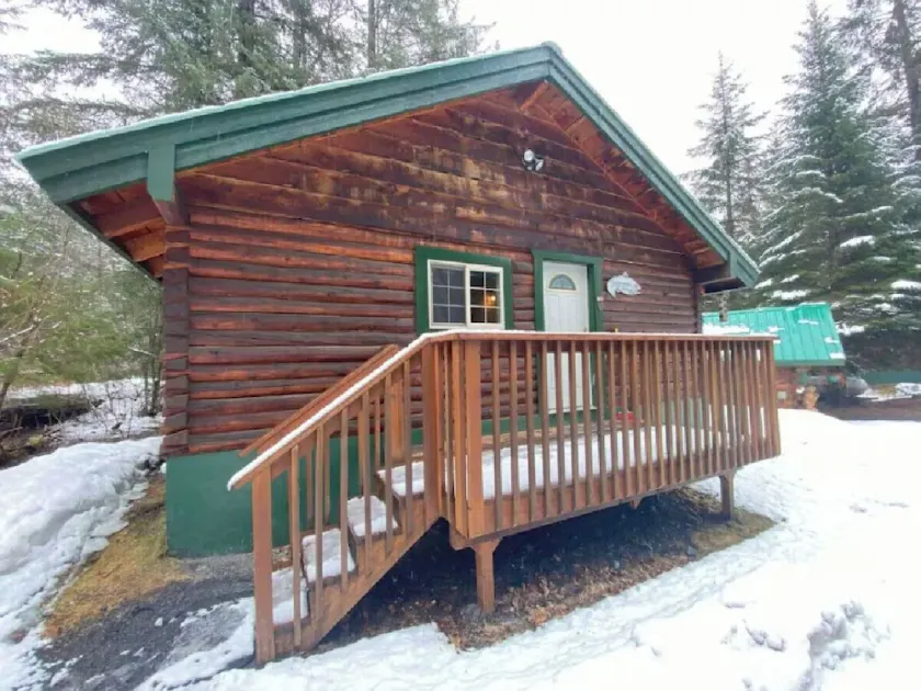 Box Canyon Cabin \"Fisherman's Cabin\" - 3 bed, WIFI - Image 1