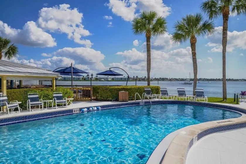 Naples | Family Marina Base | Pool + Bay | 2BR Condo - Image 1