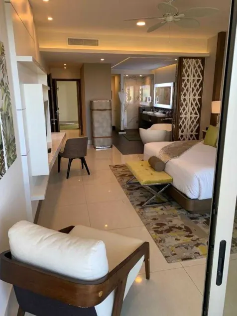 Luxurious Studio Playa Mujeres Cancun - Image 1