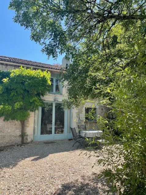 Charming 3 bedroom gite in a beautiful village on the River Lot - Image 1