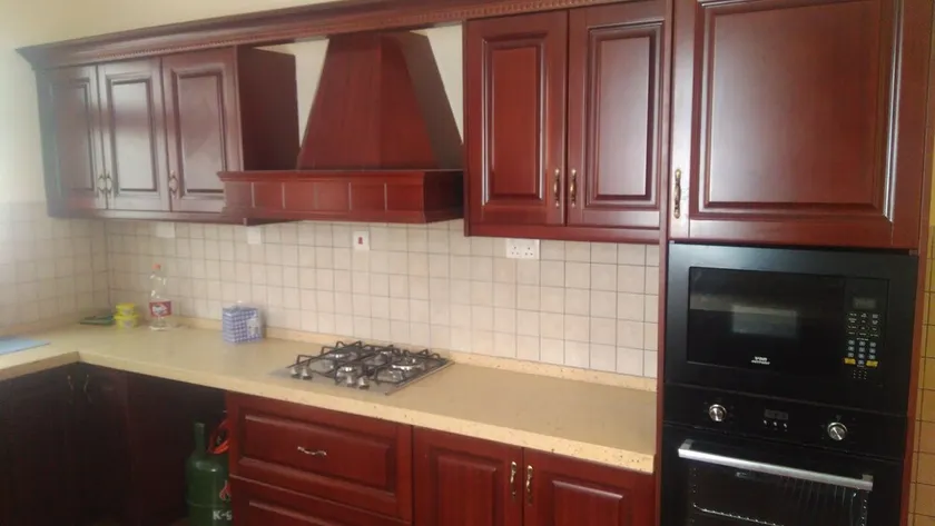 5BR FURNISHED VILLA - Image 1