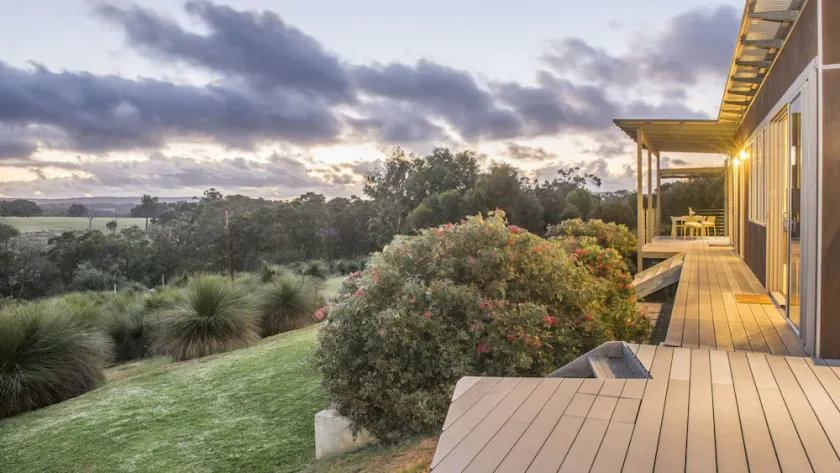 Grasstree Views - peaceful, idyllic weekender - Image 1