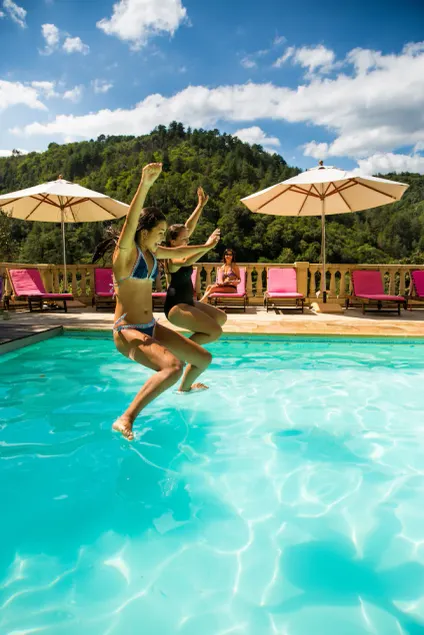 Chopin Luxury Apartments, swimmingpool - Image 1