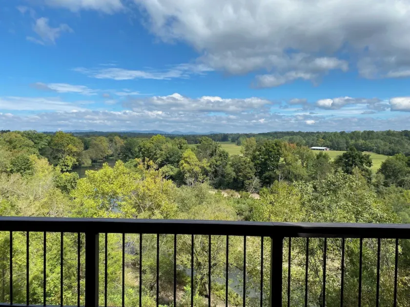 Rivers Bend Cabin, Stunning Caddo River & Ouachita Mountain Views - Image 1