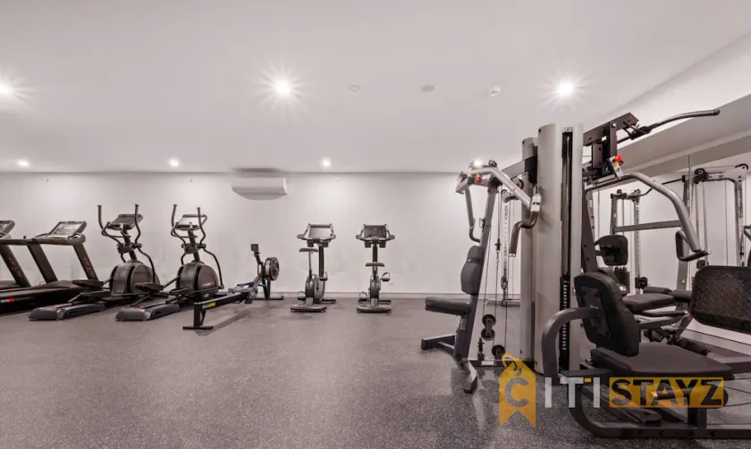 Lovely in Lyneham - 1bd 1bth Apt - Image 1
