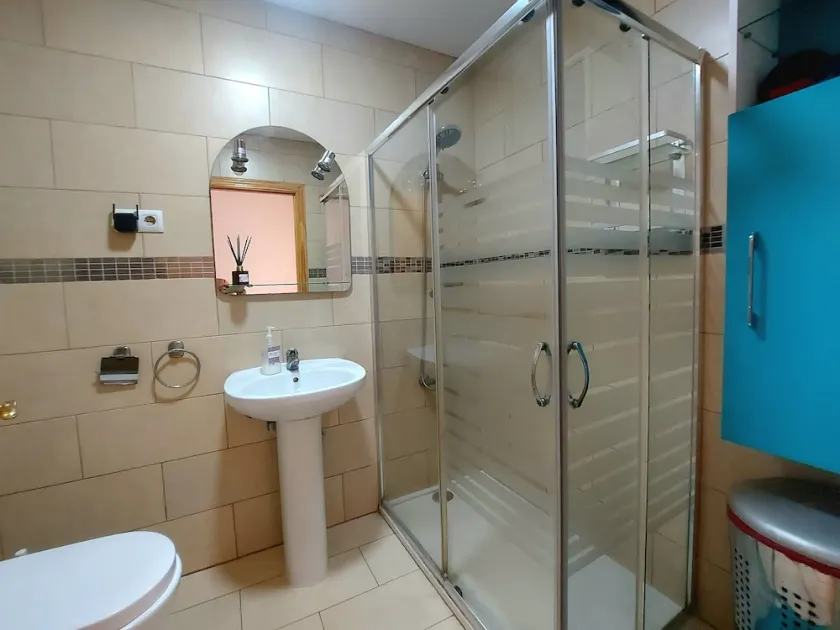 MAGNIFICENT CHALET, 5 NIMUTOS FROM THE BEACH, WITH POOL, TERRACE AND WIFI. - Image 1
