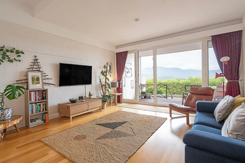 Eastern Shore Escape - Panoramic Modern Comforts - Image 1