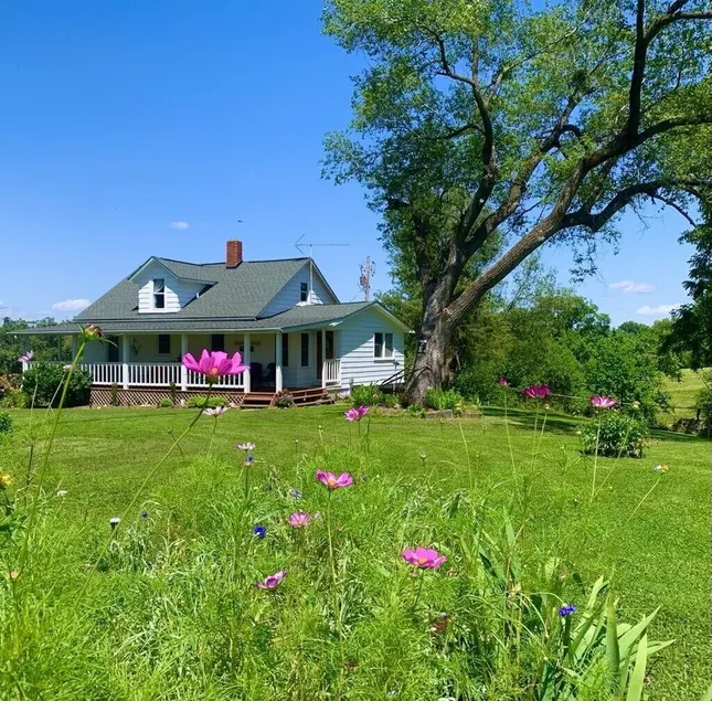 Our 80-Acre Farm, Lake, Nature Trail, Bonfires, Starry Nights  2 Miles Grafton - Image 1