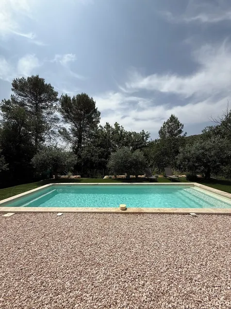 Modern villa in Provence - Image 1