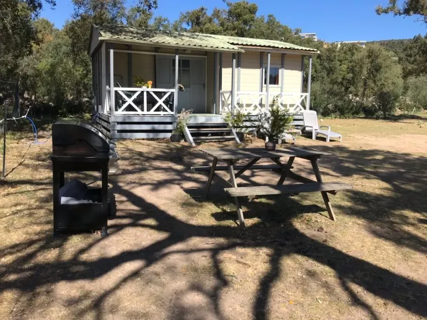 Chalet à 20 minutes à pied de la plage dans un Ranch - Image 1