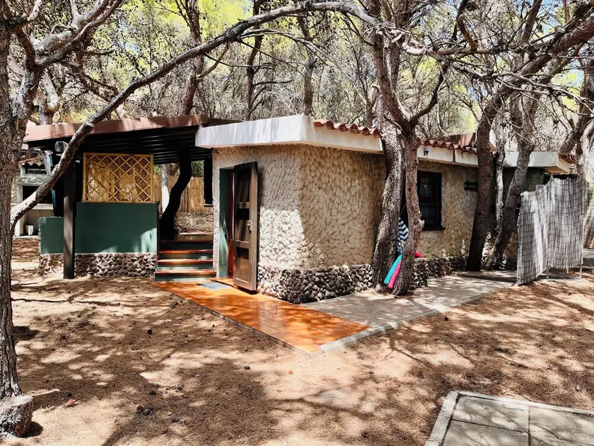 Beachfront Villa in Porto Pino - 30 meters - Image 1
