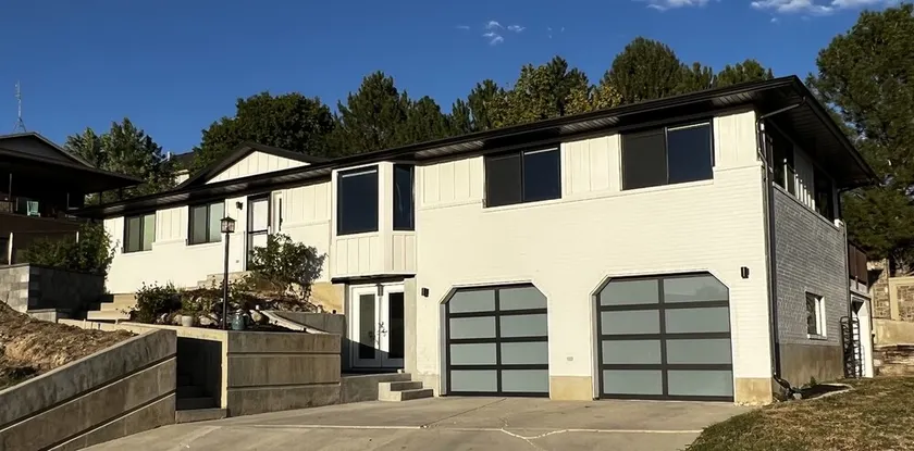 Delightful home with AMAZING space and views - Image 1
