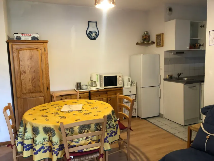 Appartement Enchastrayes, 2 pièces, 4 personnes - FR-1-165A-138 - Image 1