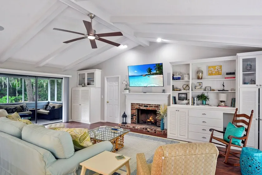 Beautiful 3 bed/ 2 bath Executive Style Home in Sea Palms - Image 1