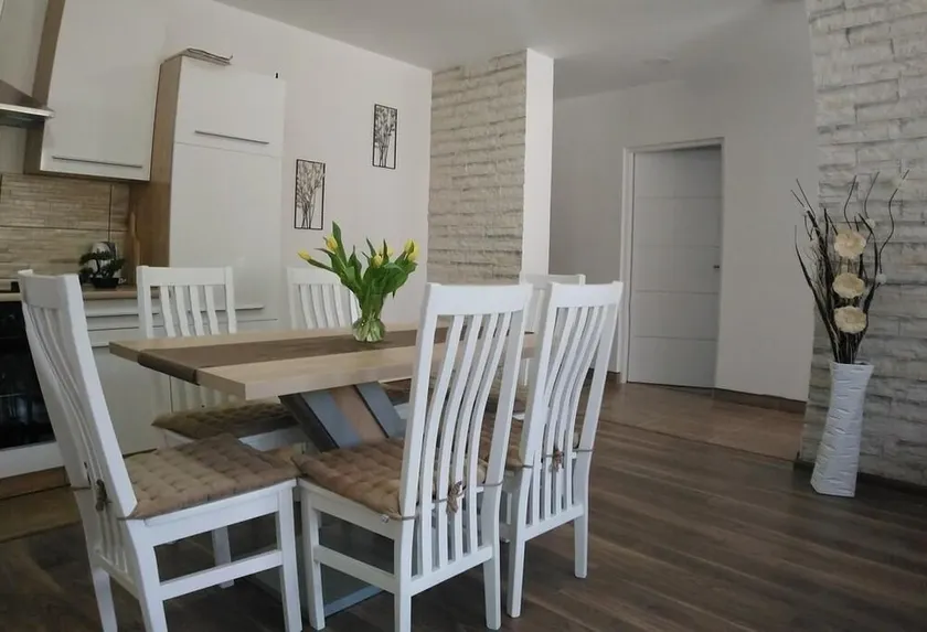 Apartment, free parking, River Gacka - Image 1