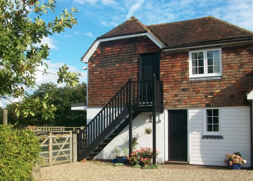 The Stable Cottage is situated in an Idyllic Rural Location near Woodchurch. - Image 1