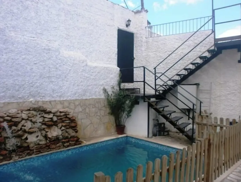 La Serrana - Image 1