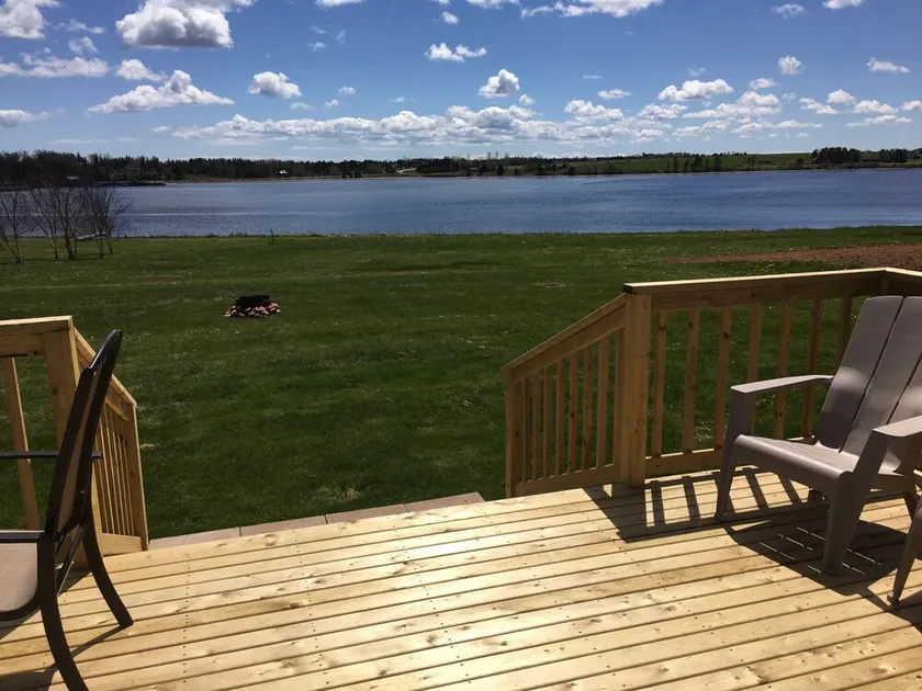 Fortunate View Summer Home overlooking Bay Fortune Harbour and Fortune River - Image 1