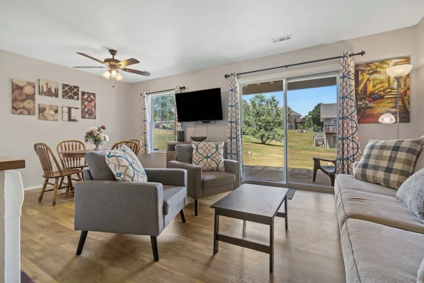 Branson Fall Creek Retreat with Deck Views - Image 1