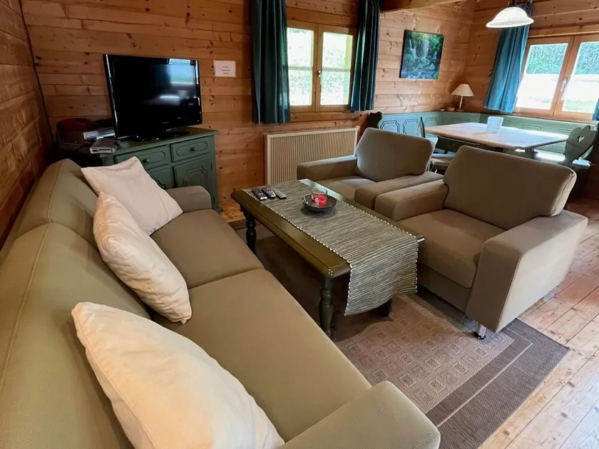 STA-11 - Cozy wooden log cabin with covered veranda HT - Naturerlebnisdorf - Image 1