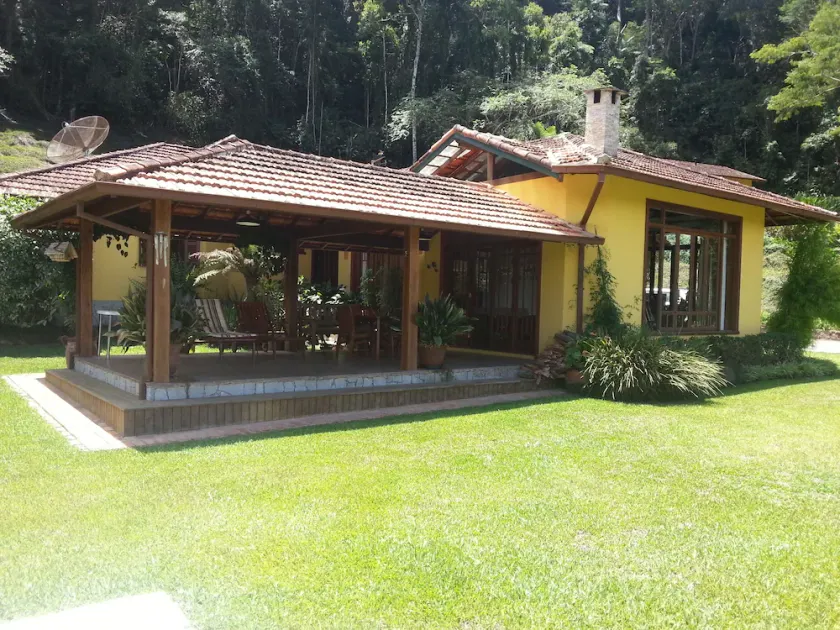 House and Chalet in the Mountains - Image 1