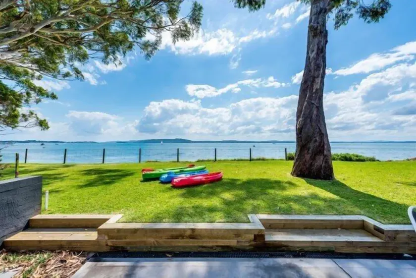 4 * GRATUITS * PORT DE MER DE LUXE AU PORT DE STEPHENS - Image 1