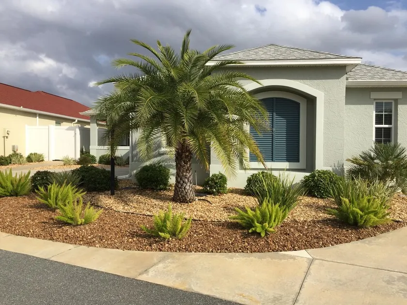 2 BED / 2BATH PLUS DEN COURTYARD VILLA - Image 1