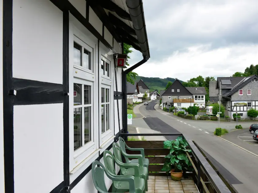 Holiday Home Near Winterberg Ski Slopes - Image 1