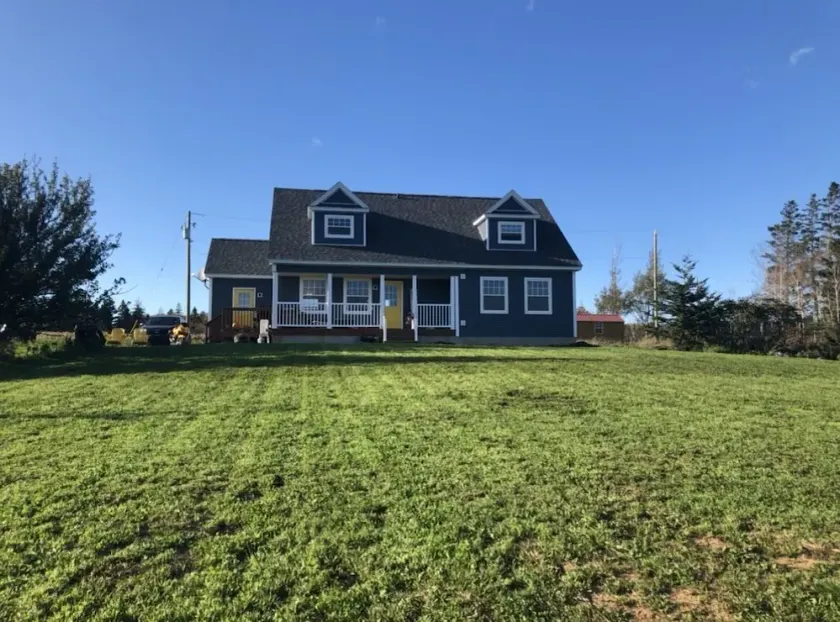 Red Cliff Cottage -  Beach Front - Image 1