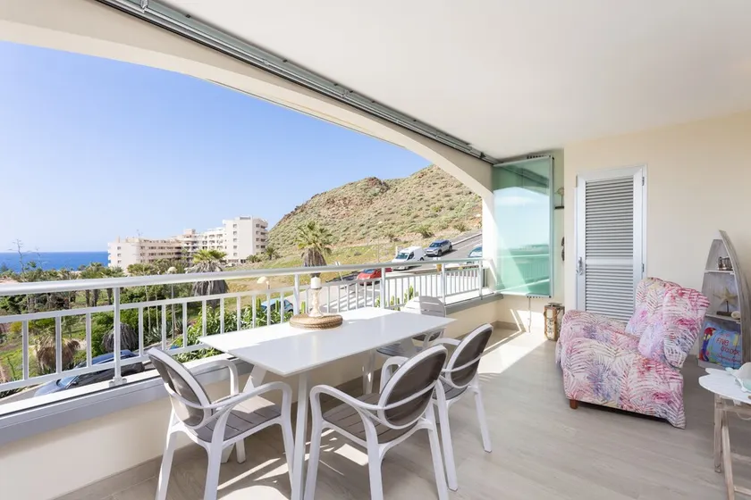 New Luxury Oceanfront Apartment with beautiful Seaview, WIFI, Pool - Image 1