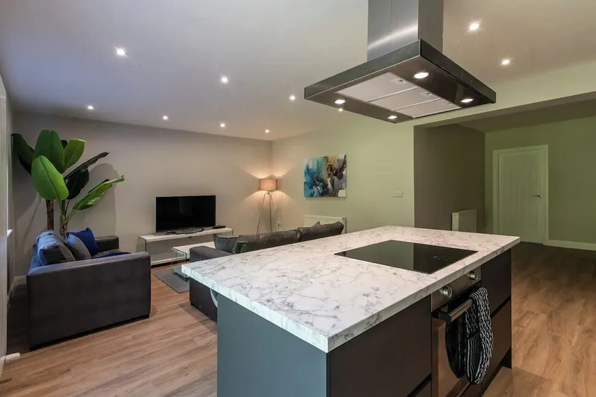 Bagworth House - Spacious 4BR Bungalow in Leicestershire - Image 1