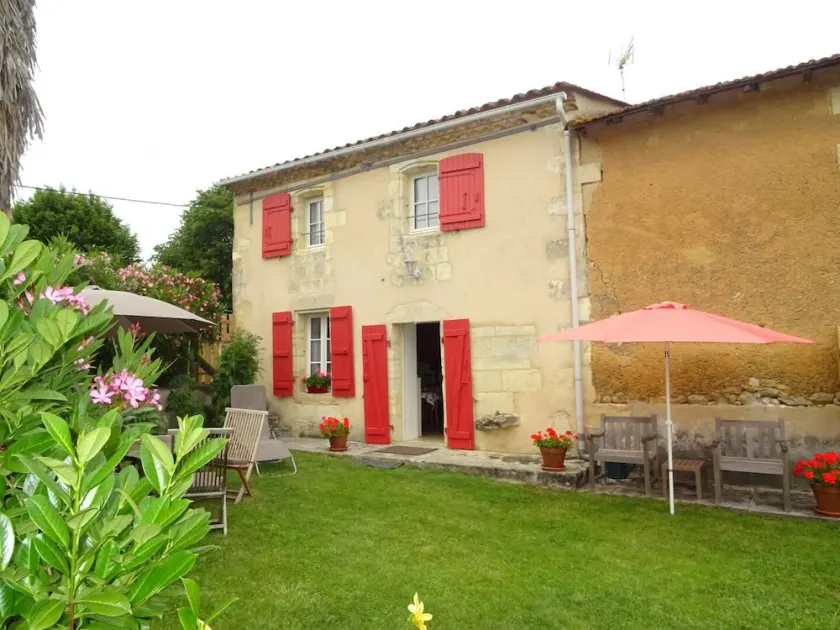 Gîte avec jardin et barbecue - Image 1