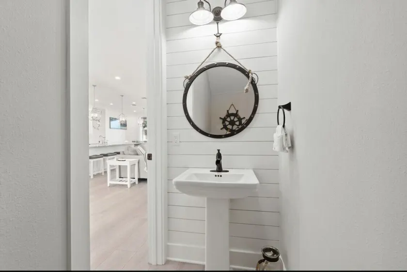 New Waterfront 3BR townhouse with boat dock and  private heated pool!  - Image 1