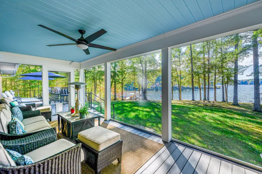Lakefront Home with Private Dock, Hot Tub, Fireplace, & Central A/C - Free WiFi - Image 1