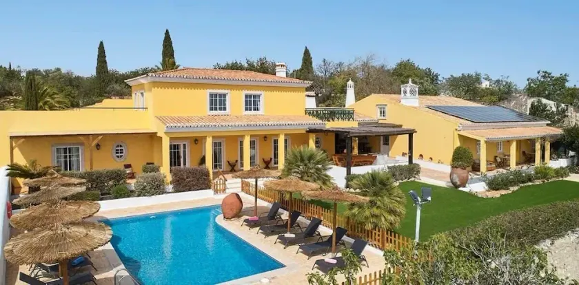 Villa Faustine, huge lawn, sea view, kid play area - Image 1
